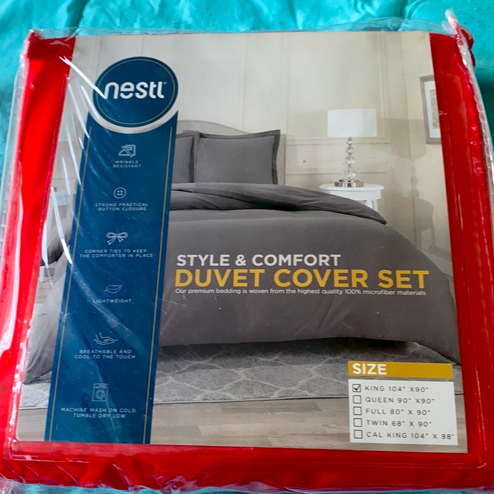 Duvet Cover Set  (New) RED